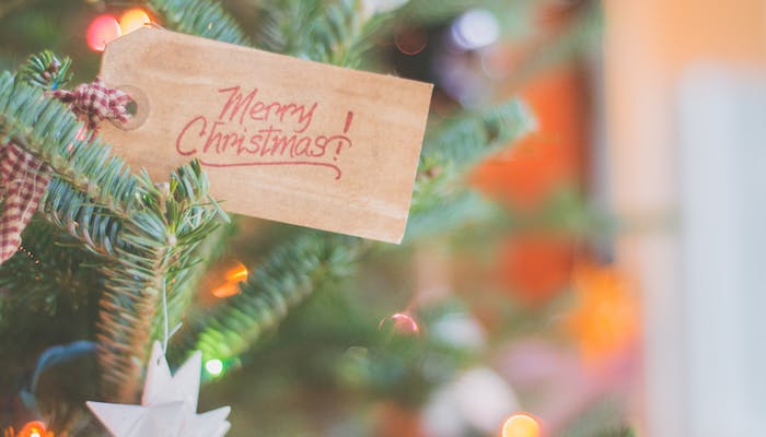 Cómo escribir felicitaciones bonitas de Navidad y Año Nuevo: 6 consejos