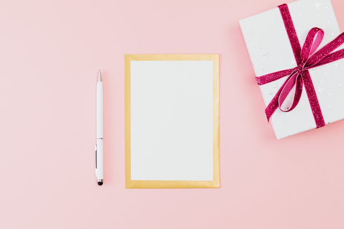 Cómo escribir una carta de cumpleaños para una persona especial